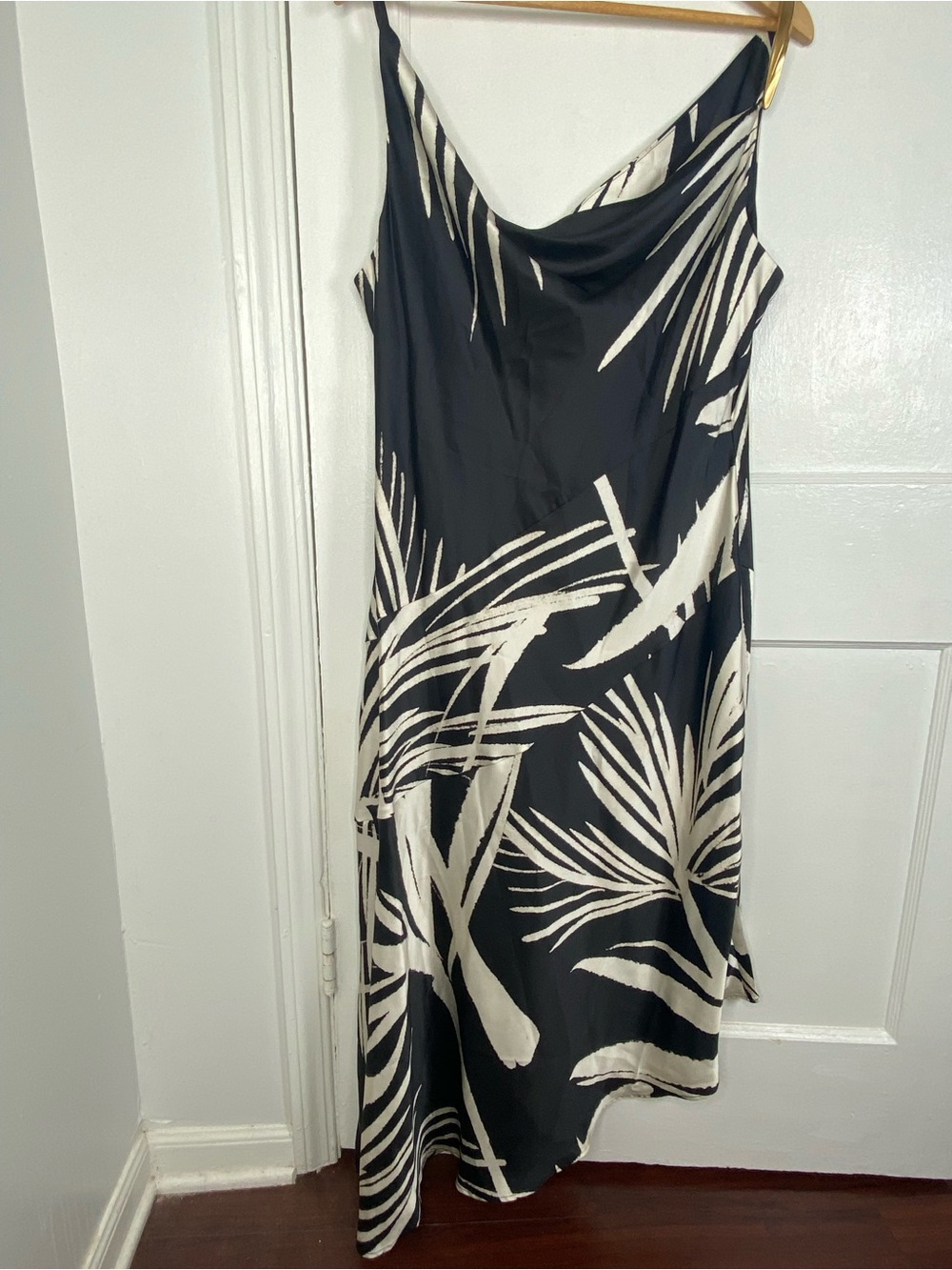 Donna Karan NWT 16 Black and Cream Crowl Asymmetrical Abstract Print Dress